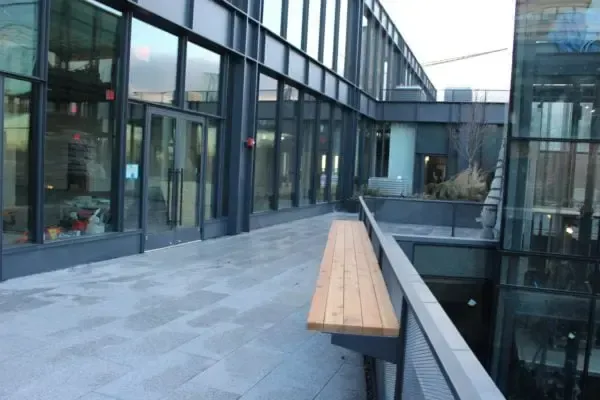 Parapet Bar